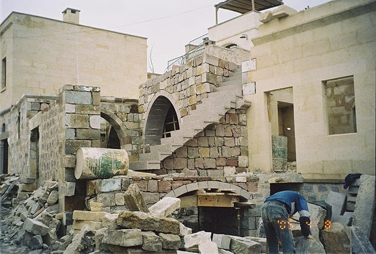 Delmas Evi