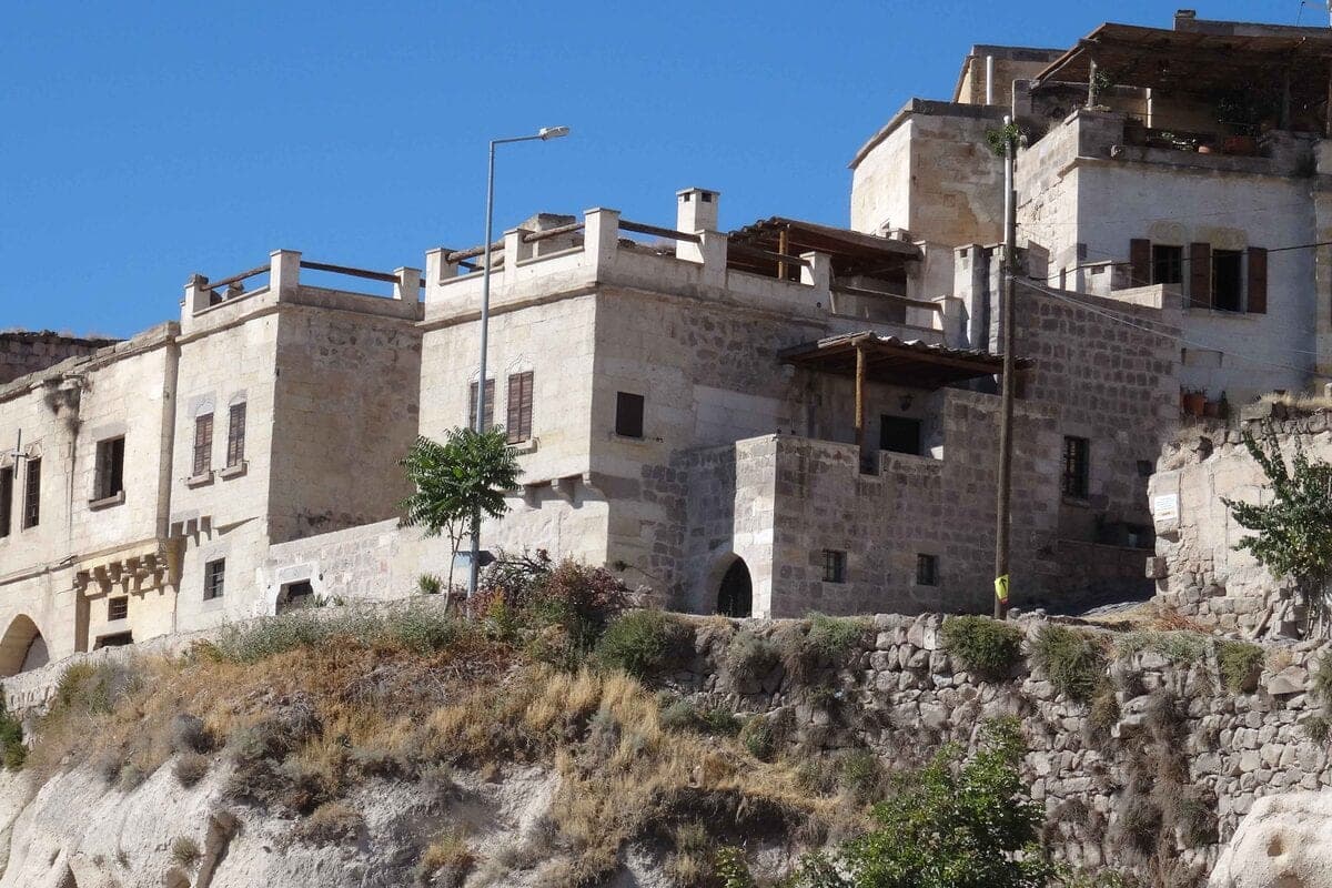 Eltemur Evi