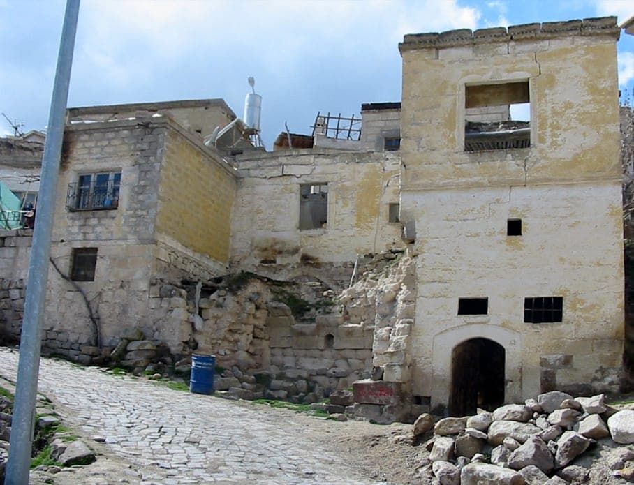 Ermeç Evi