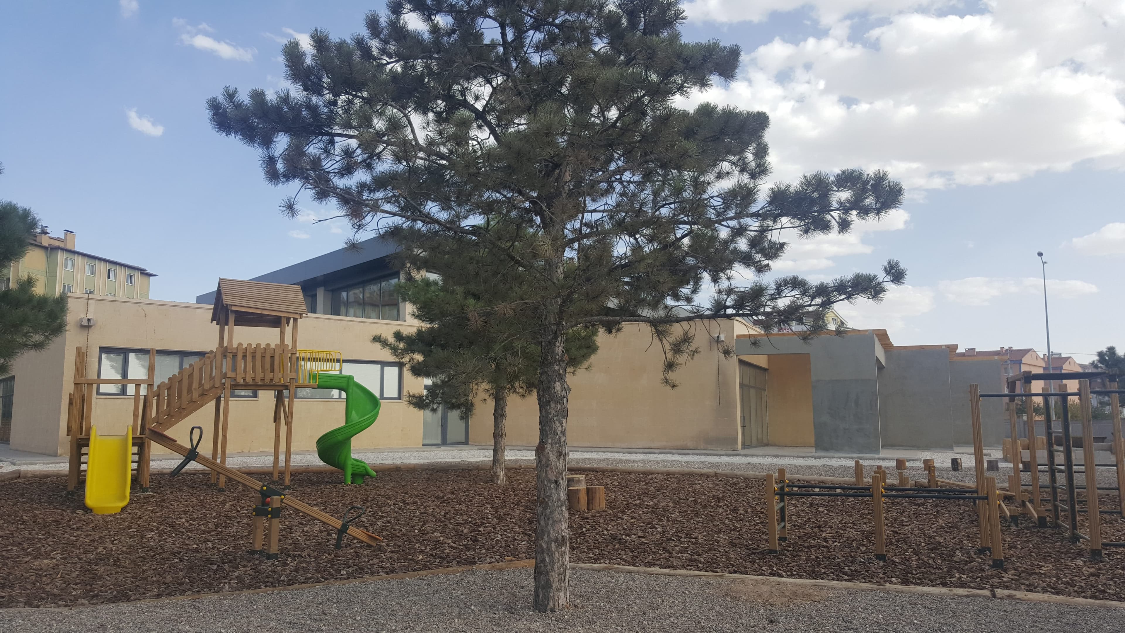 Montessori Çocuk Yuvası
